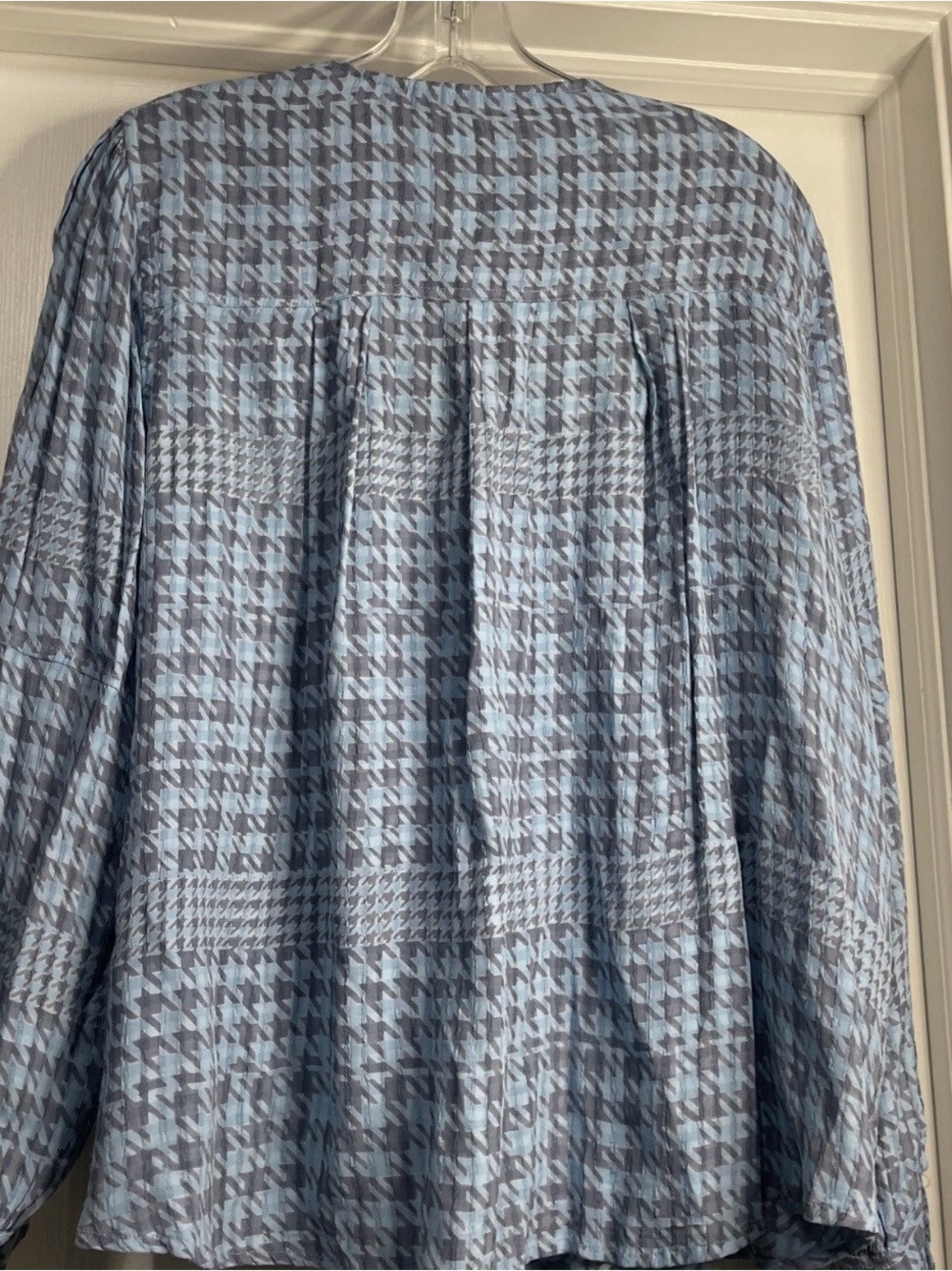 Roller Rabbit Rakella Women’s Blouse Size Large - Picture 9 of 11